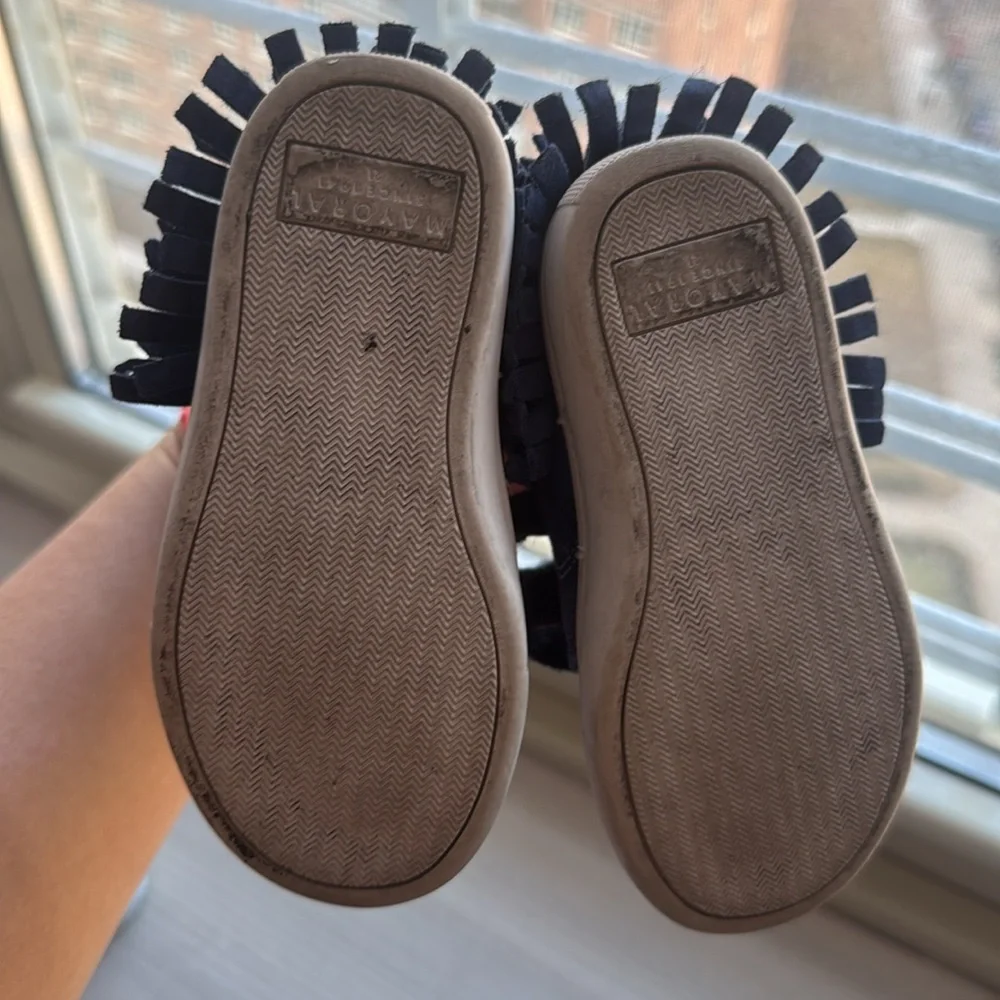 Mayoral sneakers size 21